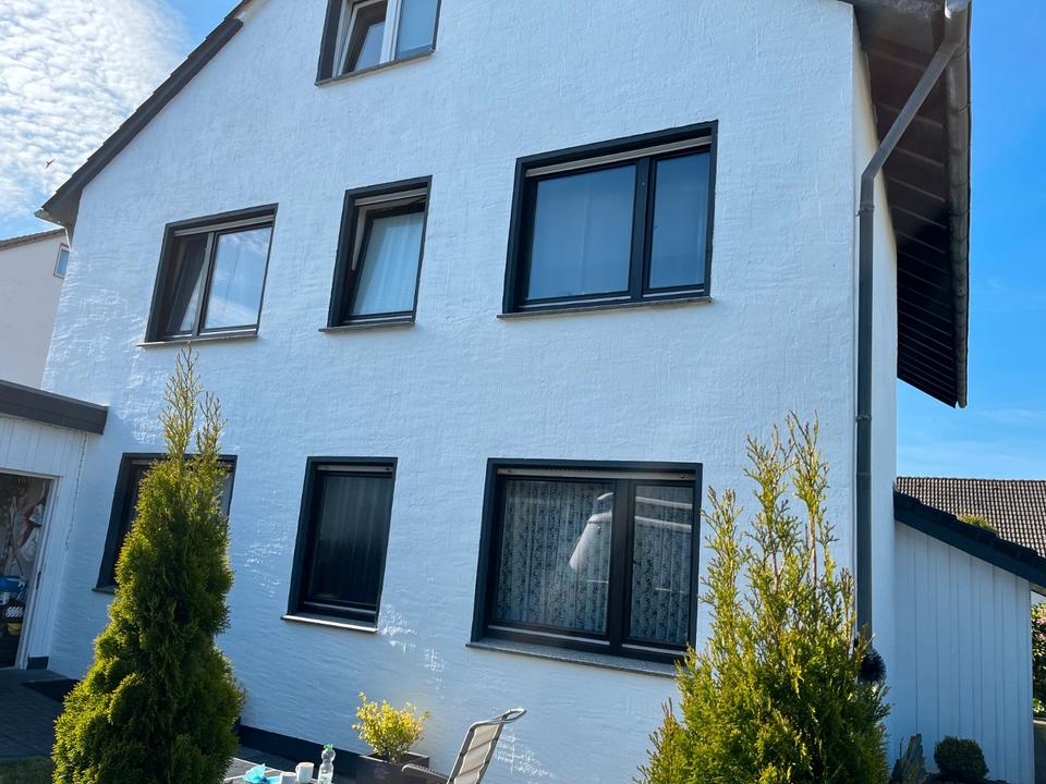 Thumbnail-Gepflegtes Zwei- oder Drei-Familienhaus