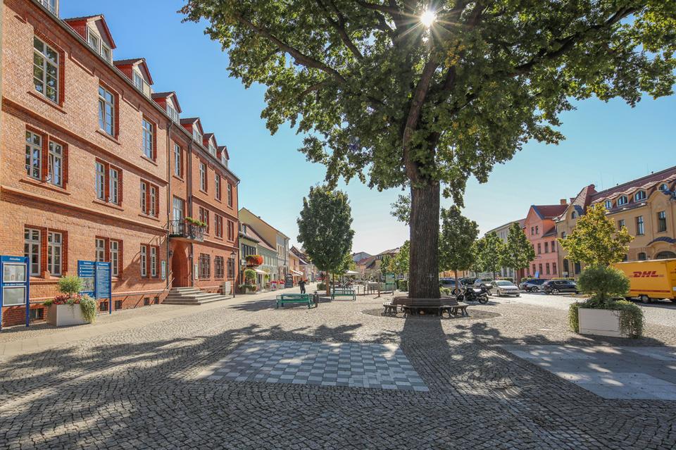 Thumbnail-Stellplätze und Büroräume in Zossen oder Umgebung - Parkplatz Abstellmöglichkeiten