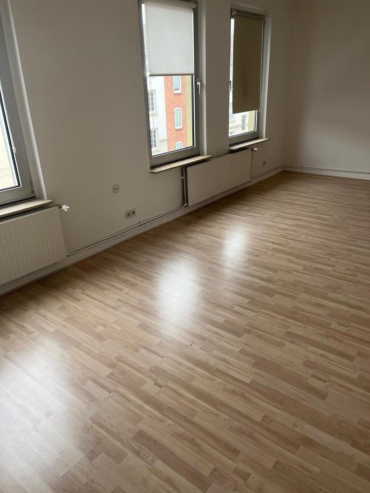 Thumbnail-Zwei Zimmerwohnung 2. Etage St. Jürgen