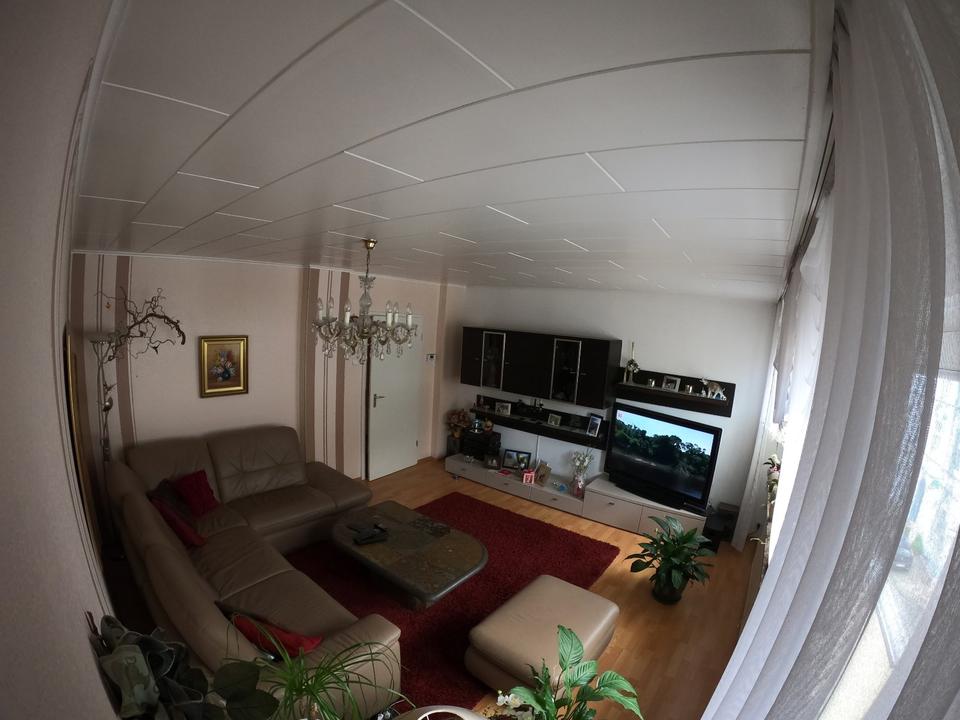 Thumbnail-Helle 4-Zimmer-WHG mit Terrasse, EBK und 80qm Garage