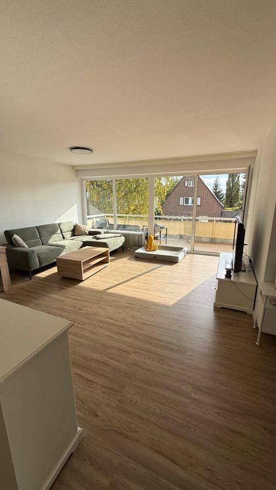 Thumbnail-3 Zimmer-Wohnung mit Einbauküche, Balkon und Garage