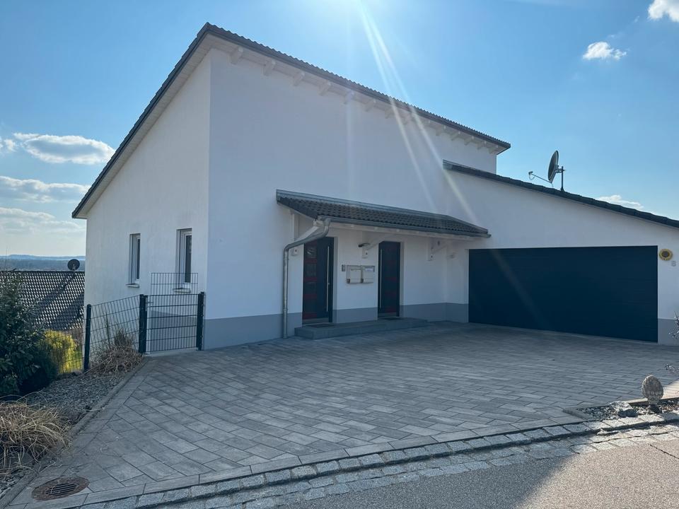 Thumbnail-Haus in Aufhausen zum mieten inkl. separater Einliegerwohung