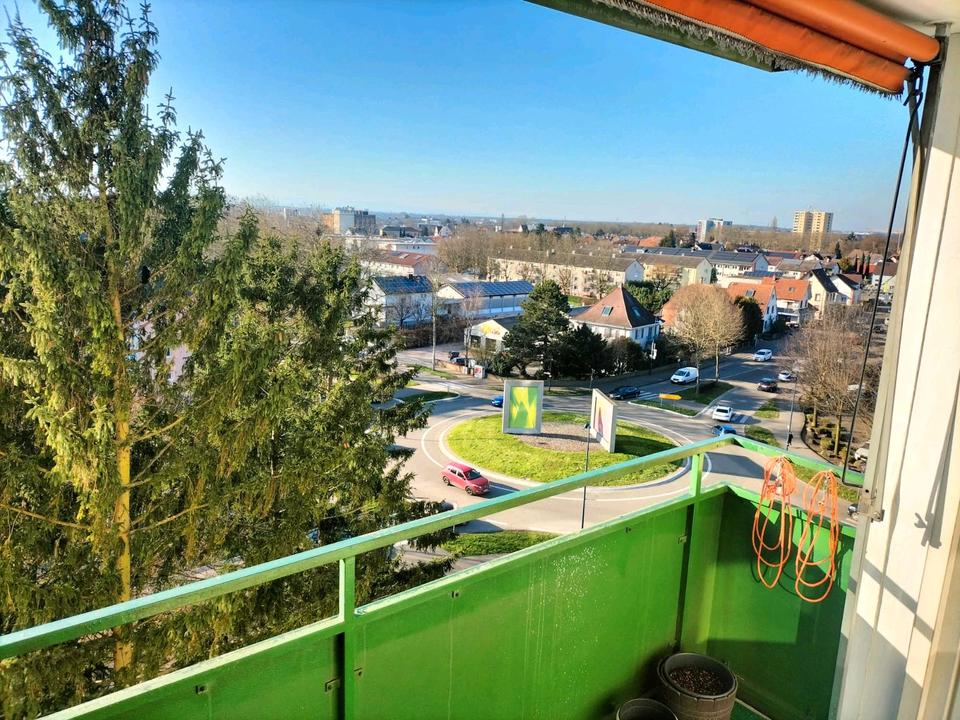 Thumbnail-Schöne 3 Zimmer Wohnung mit KFZ Stellplatz zu verkaufen.