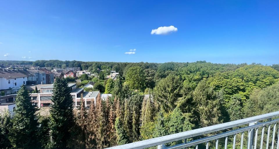 Thumbnail--Anfragestop- Helle Einzimmerwohnung mit großem Balkon