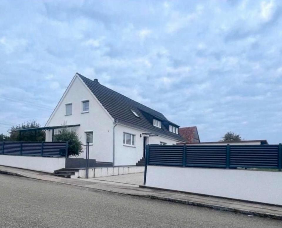 Thumbnail-Geräumiges Einfamilienhaus in Wertingen