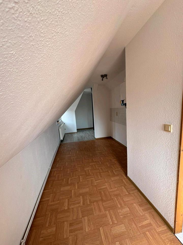 Thumbnail-gemütliche Dachgeschosswohnung