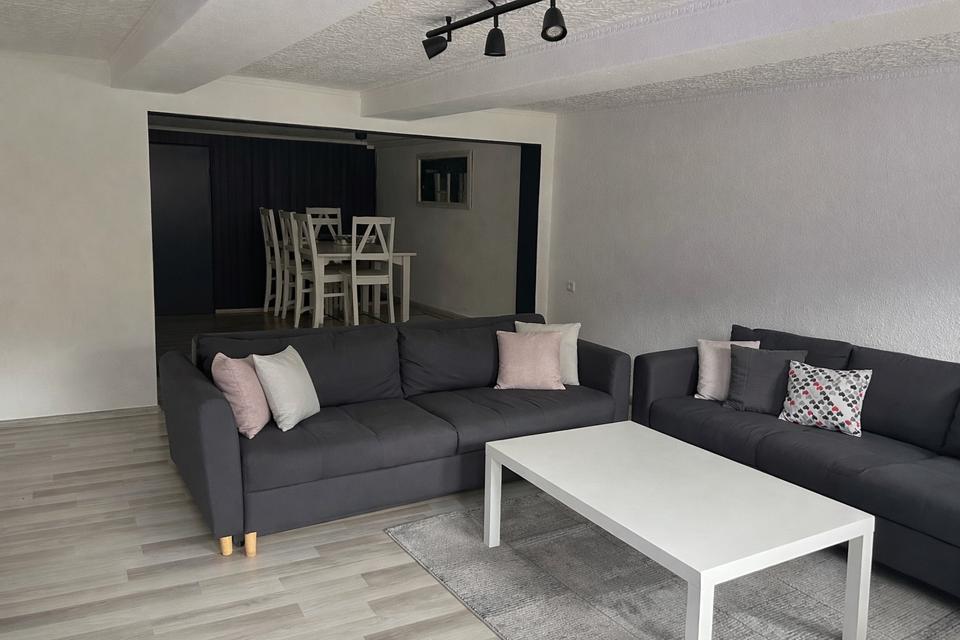 Thumbnail-3 Zimmer Wohnung mit Balkon & Garten