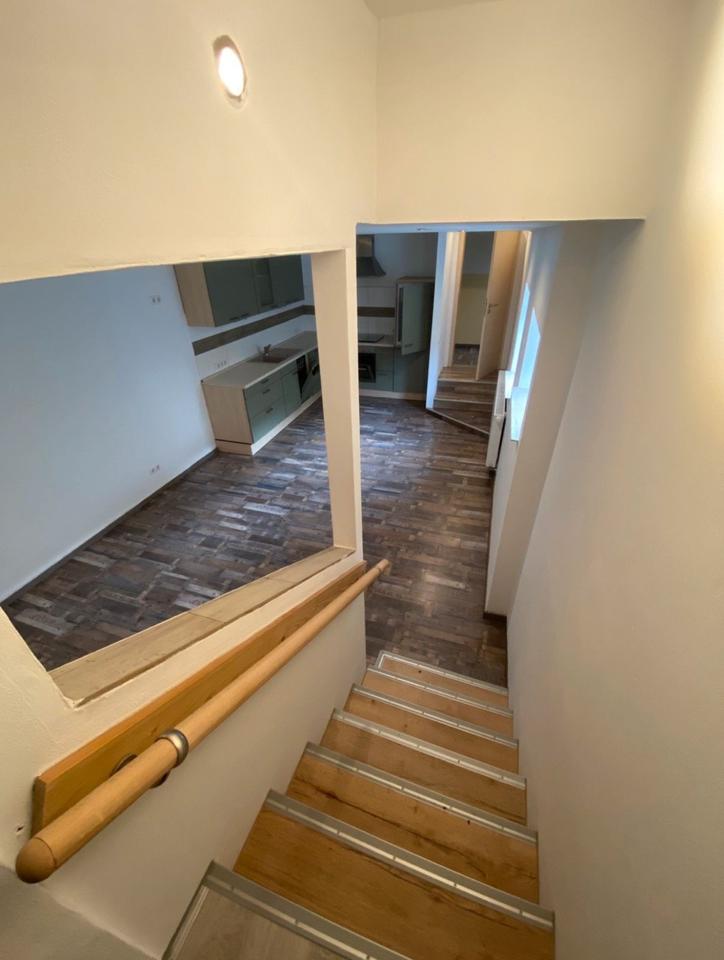 Thumbnail-individuelle Maisonette-Wohnung in sehr ruhiger Lage in Tessin