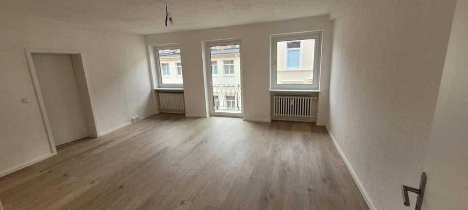 Thumbnail-Helle 5-Zimmer Wohnung in zentraler Lage in Helmstedt