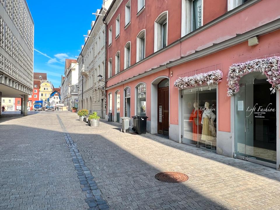 Thumbnail-Charmant & Großzügig! 2-Zimmer Wohnung im Herzen der Altstadt!