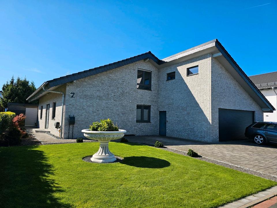 Thumbnail-Modernes Einfamilienhaus in ruhiger Sackgassenlage