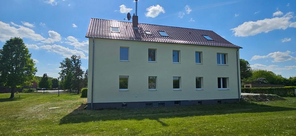 Thumbnail-Ländliche 3-Zimmer Wohnung in Lauenhagen ab sofort zu vermieten