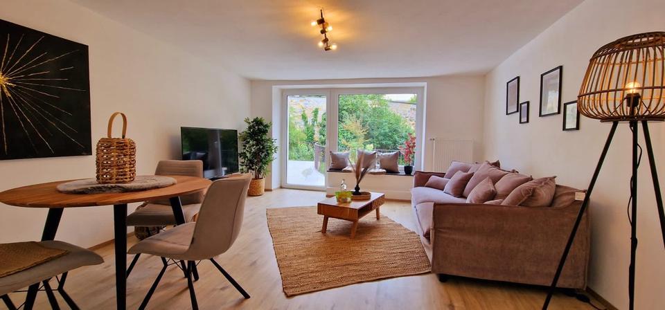 Thumbnail-2,5 ZkB Wohnung mit Sauna, Terrasse & Garten (möbliert)