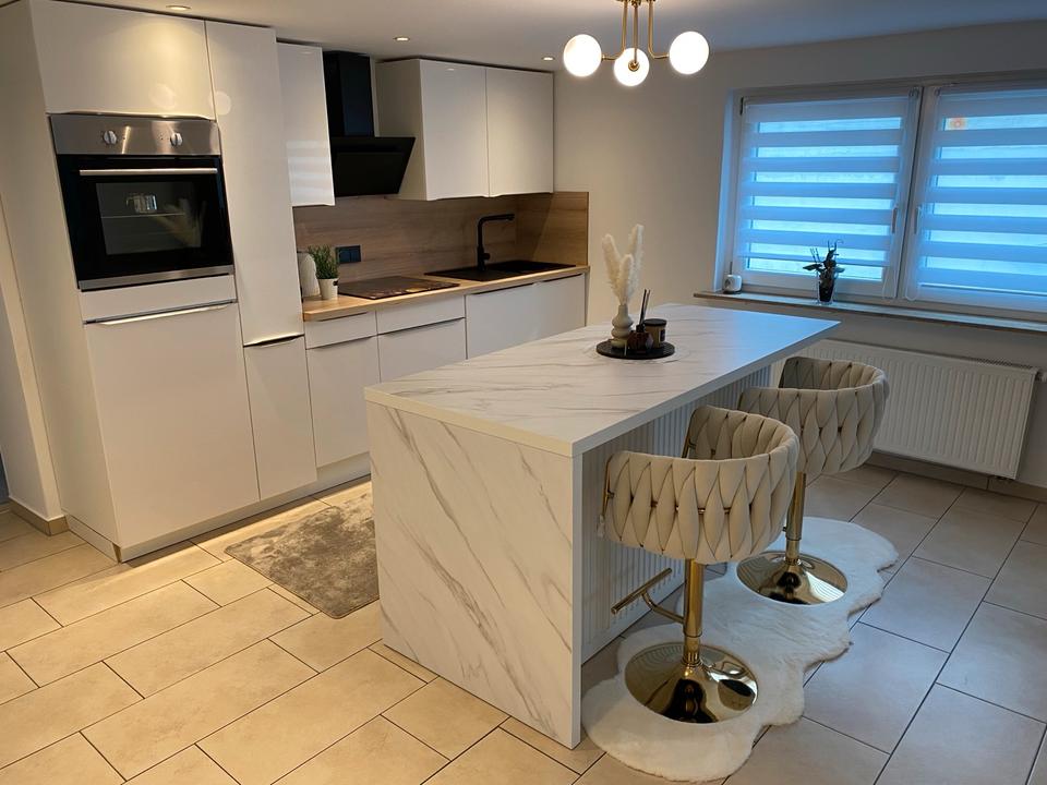 Thumbnail-Haushälte voll Möbeliert