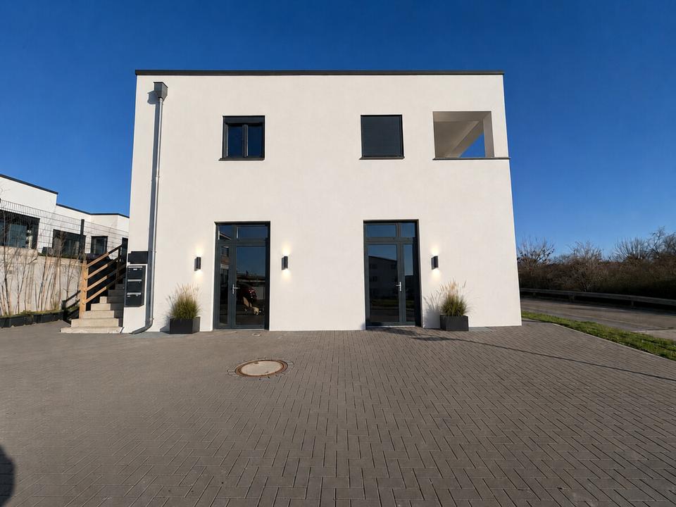 Thumbnail-Ihr neuer Standort in Hadamar: Moderne Fläche für Büro, Praxis oder Laden