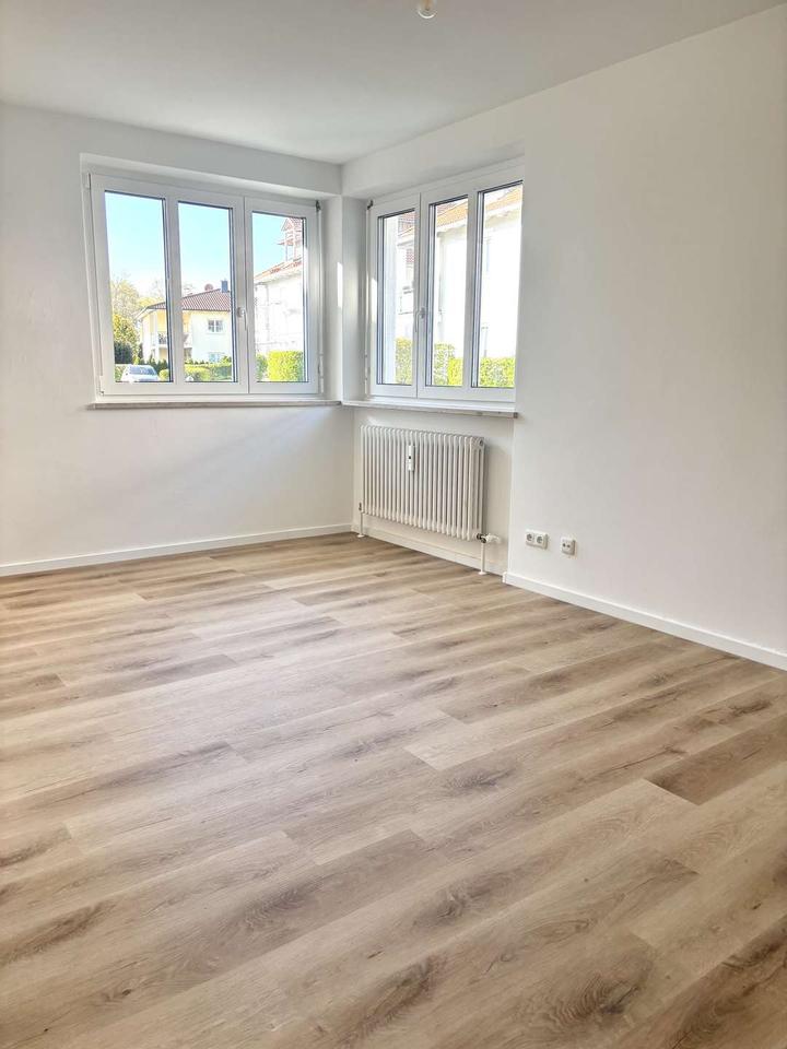 Thumbnail-Renovierte Erdgeschoss-Wohnung mit zwei Terrassen!