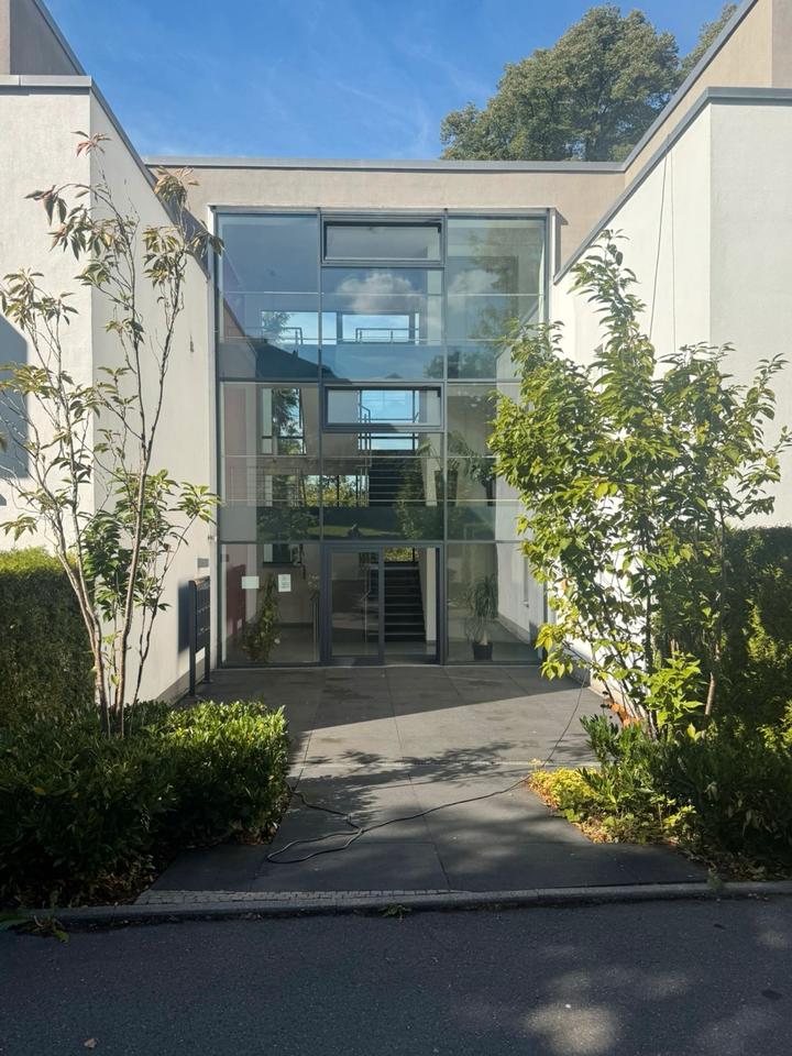 Thumbnail-Exklusive neuwertige 3-Raum-Penthouse-Wohnung mit Blick ins Grüne