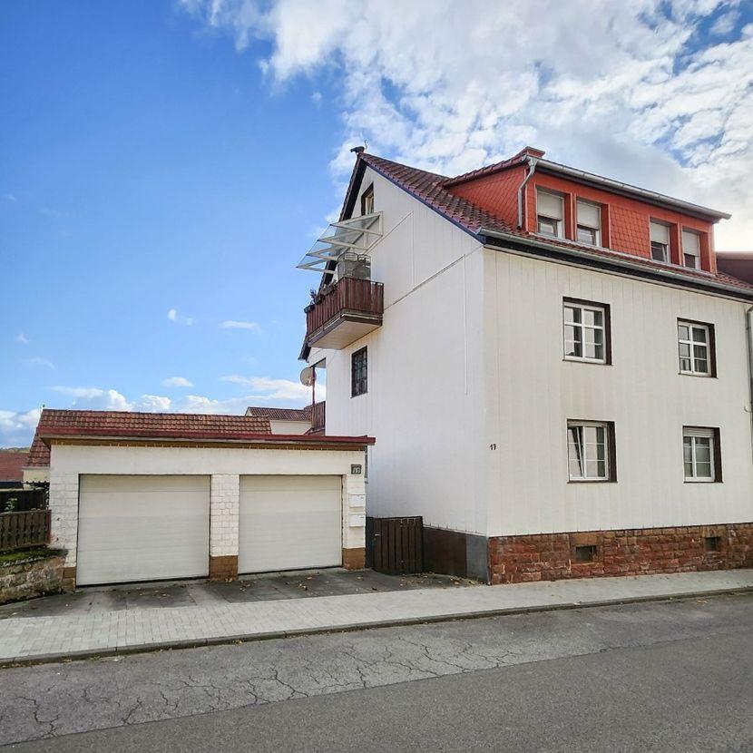 Thumbnail-Großzügiges und gepflegtes Mehrfamilienhaus in ruhiger Lage von Z