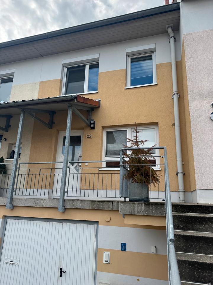 Thumbnail-Reihenmittelhaus m. Einliegerwohnung & Garten — ohne Maklerkosten