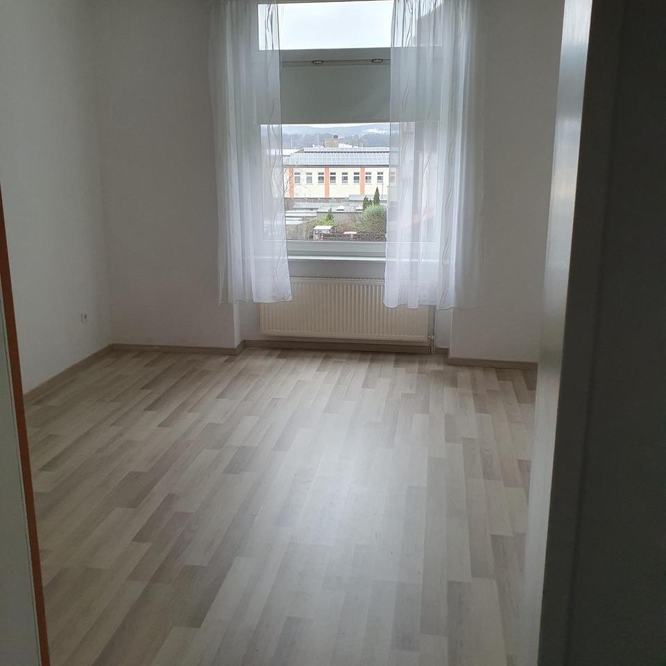 Thumbnail-Gemütliche 2 Zimmerwohnung in Langerfeld