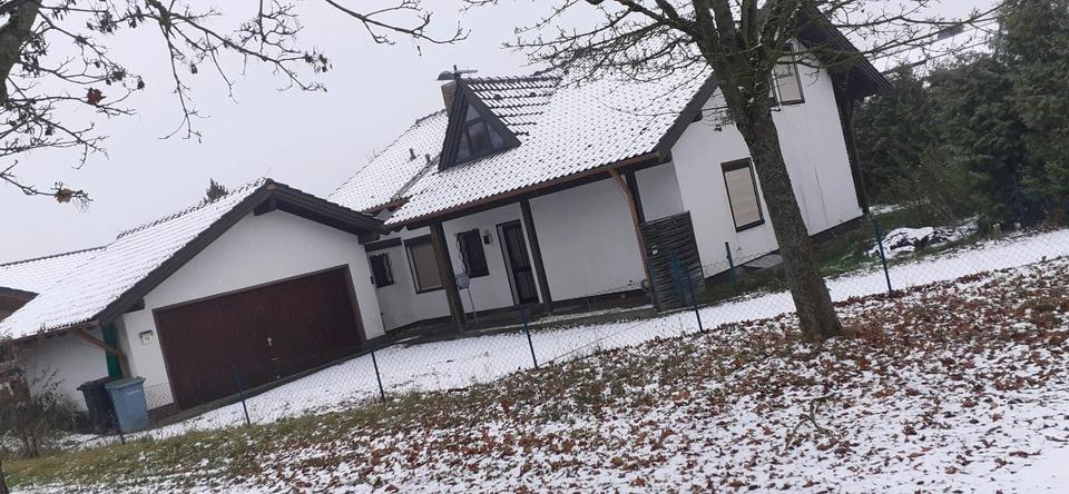 Thumbnail-Freistehendes Einfamilienhaus im Amerikanischen Stil