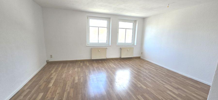 Thumbnail-! Attraktiv, geräumige 2 Zi.Wohnung mit großer Küche und Balkon !