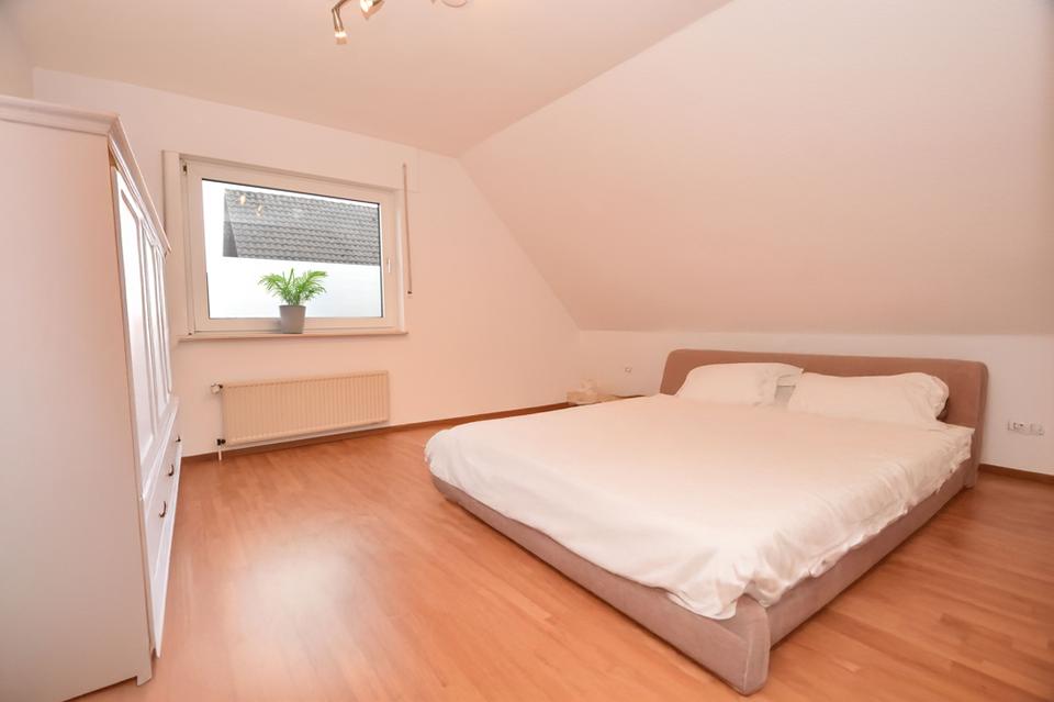 Thumbnail-Dachgeschosswohnung mit Garage in ruhiger Siedlungslage in Markhausen