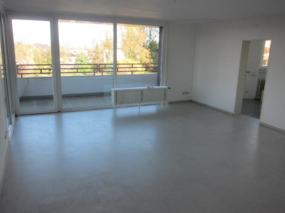 Thumbnail-Helle, freundliche 2-Zimmer-Wohnung mit Balkon