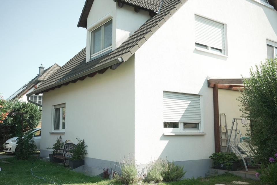 Thumbnail-Einfamilienhaus mit Einliegerwohnung ! Provisionsfrei !