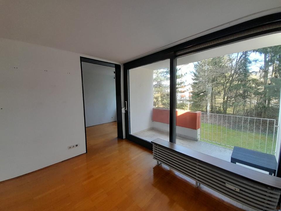 Thumbnail-Attraktive, ruhige 2-Zi.-Whg. Loggia u. EBK, Regensburg Uni-Nähe