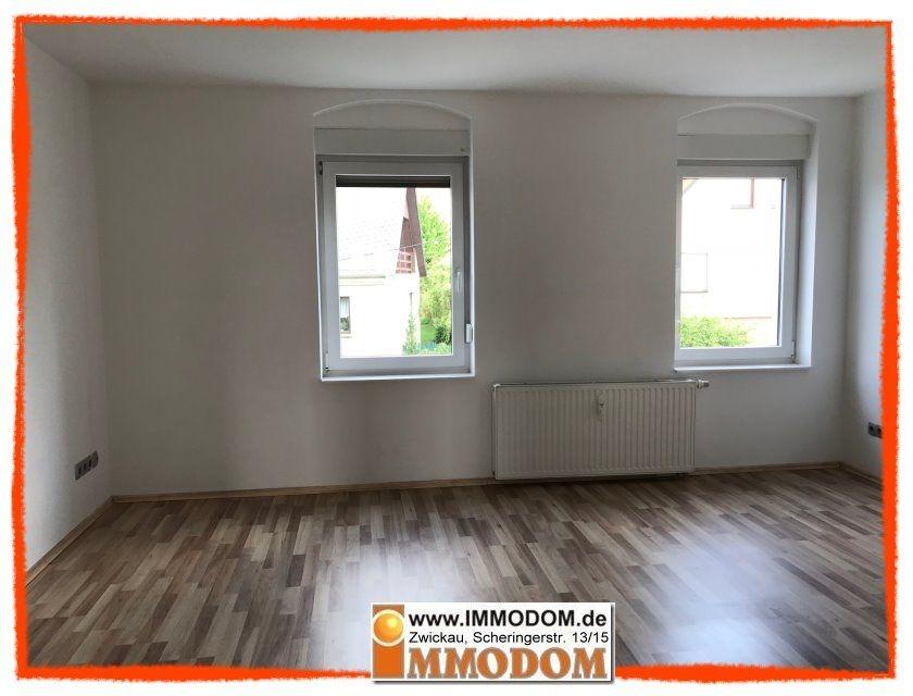 Thumbnail-3-Zimmer-Wohnung mit BALKON und LAMINAT in bester Lage auf dem Planitzer Schlossberg zu vermieten!