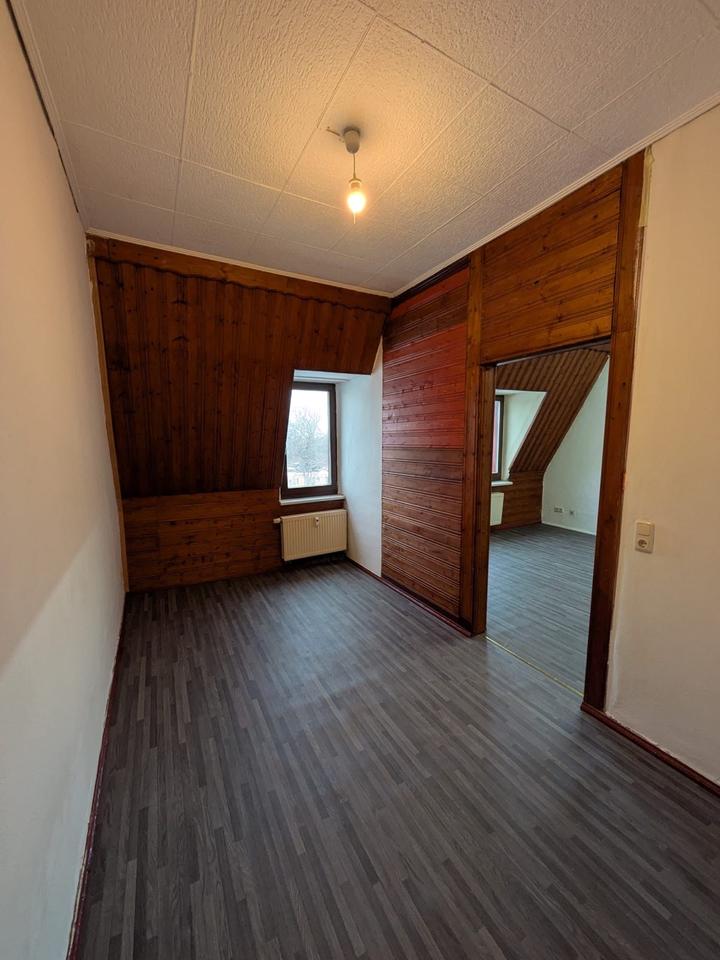 Thumbnail-2-Zimmer Wohnung im Dachgeschoss