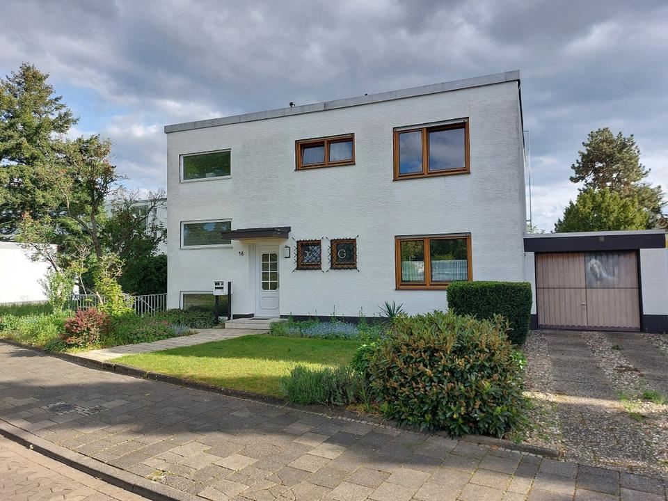 Thumbnail-Großzügig geschnittenes Haus – sehr gute Infrastruktur - 64297