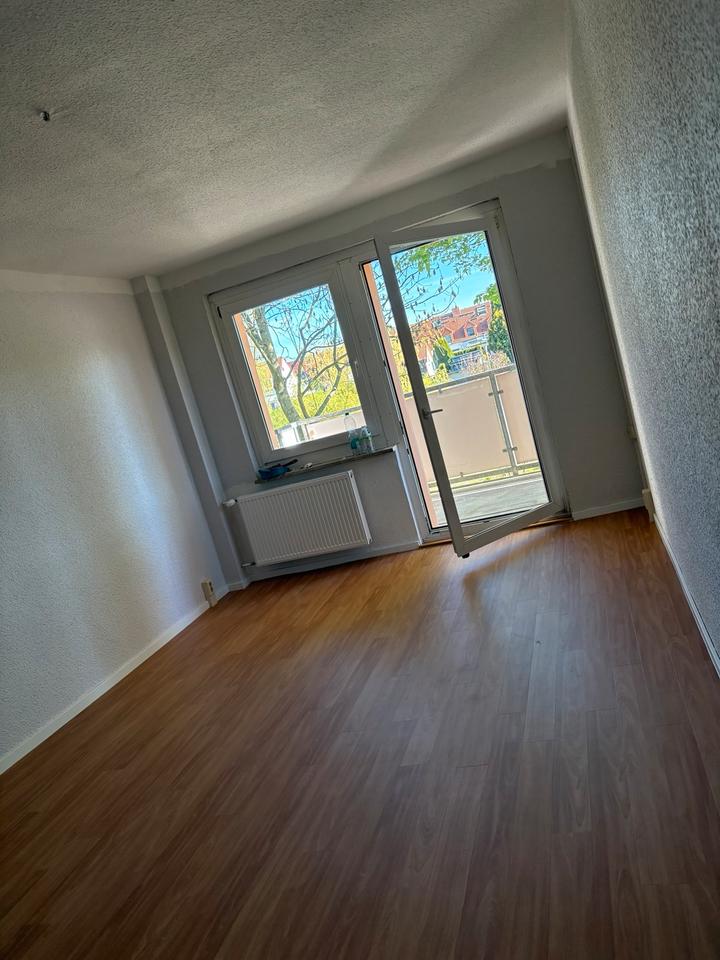 Thumbnail-3-Raumwohnung in Kitzscher mit Balkon