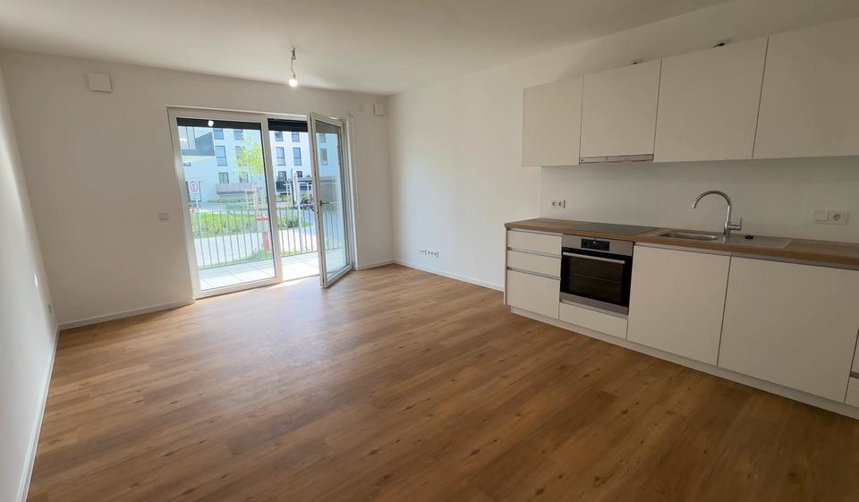 Thumbnail-Nachmieter für 2 Zimmer Wohnung Falkensee Nähe Bhf Albrechtshof