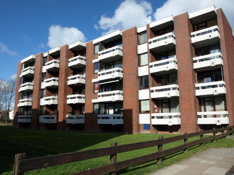 Thumbnail-Wohnung im Erdgeschoss (Hochparterre) mit Einbauküche