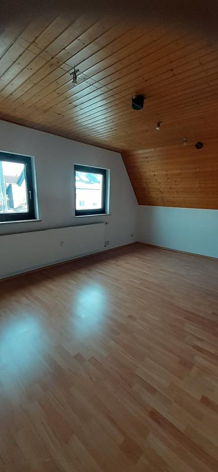 Thumbnail-2-Zimmer-Dachgeschosswohnung in Allersberg zu vermieten