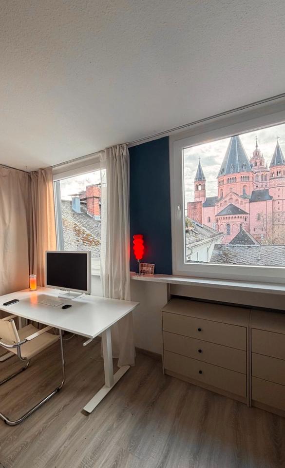 Thumbnail-Zwischenmiete: Möblierte Altstadtwohnung mit Domblick - Juni