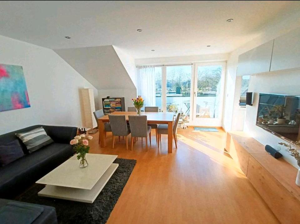 Thumbnail-3 Zimmer Wohnung, kernsaniert, Sonnenbalkon, EBK,Garage, Bestlage