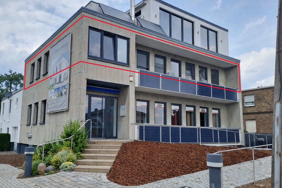 Thumbnail-Moderne 4-Zimmer-Wohnung mit EBK, Garten + Loggia in Mehrhoog