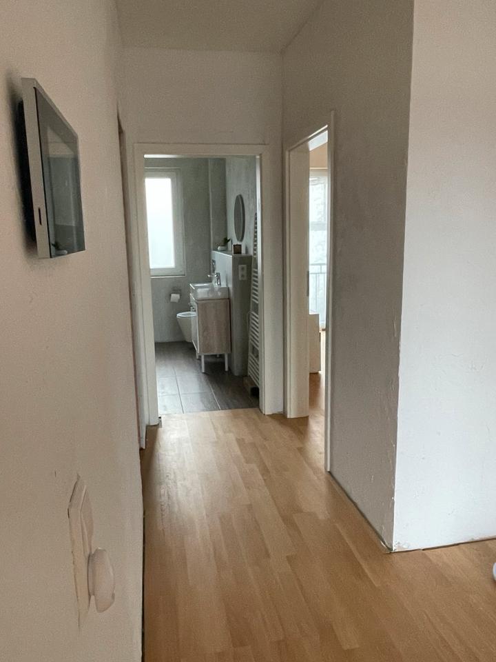 Thumbnail-Moderne helle 2-Zimmer-Dachwohnung (68 m²)