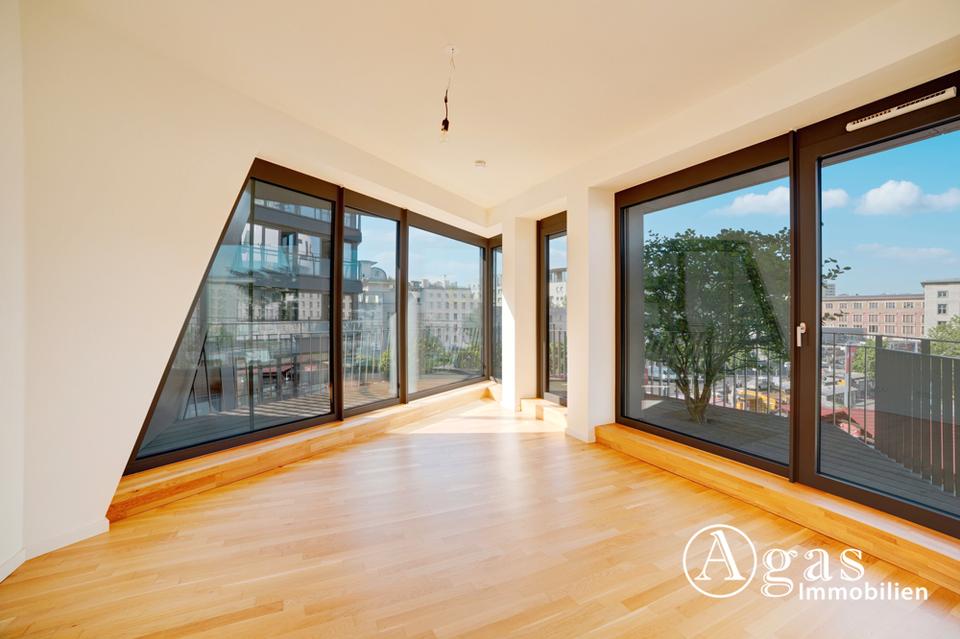 Thumbnail-Highlight-Wohnung mit 4 Zimmern, ca. 120m², EBK und umlaufendem Balkon mit Panoramablick in Berlin-Mitte!