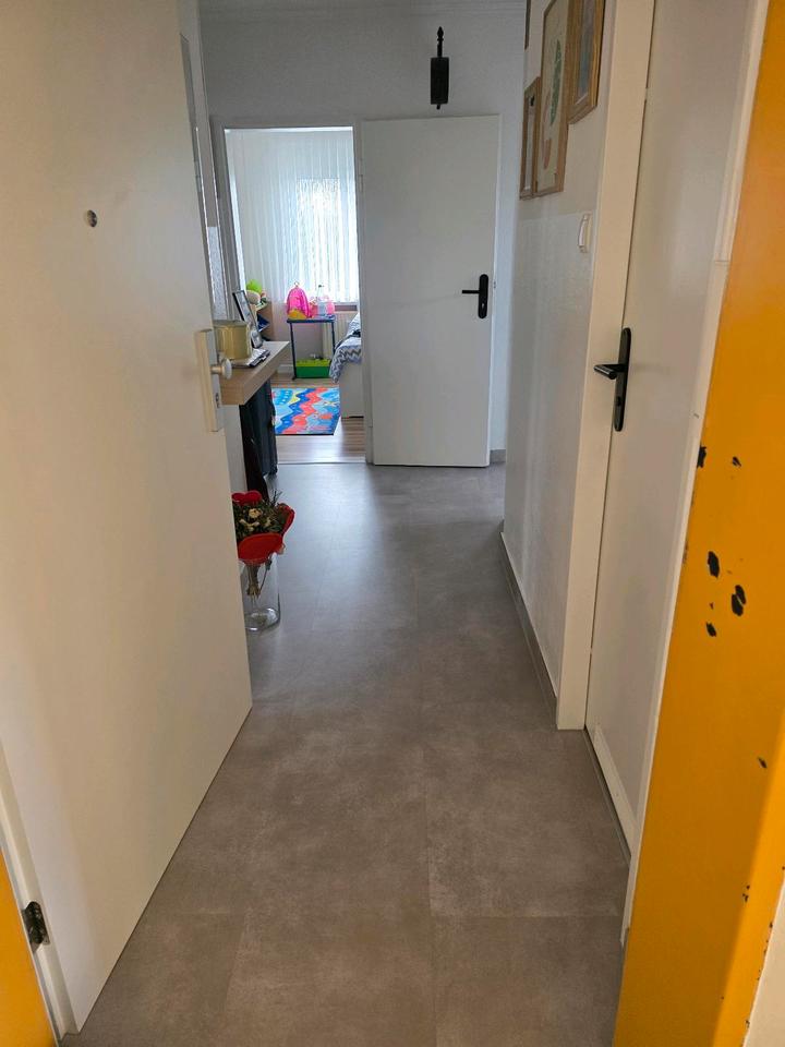 Thumbnail-Moderne 4-Zimmer-Eigentumswohnung zum Verkauf