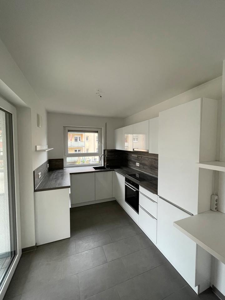 Thumbnail-Moderne 3-Zimmer-Neubauwohnung mit Balkon