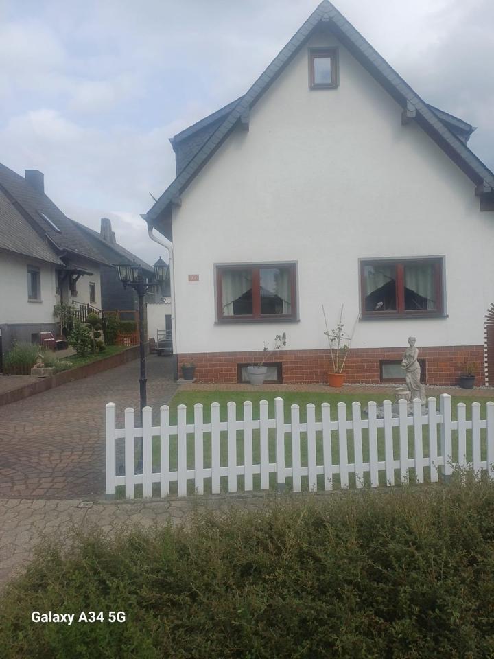 Thumbnail-Einfamilienhaus mit Einliegerwohnung in Norath