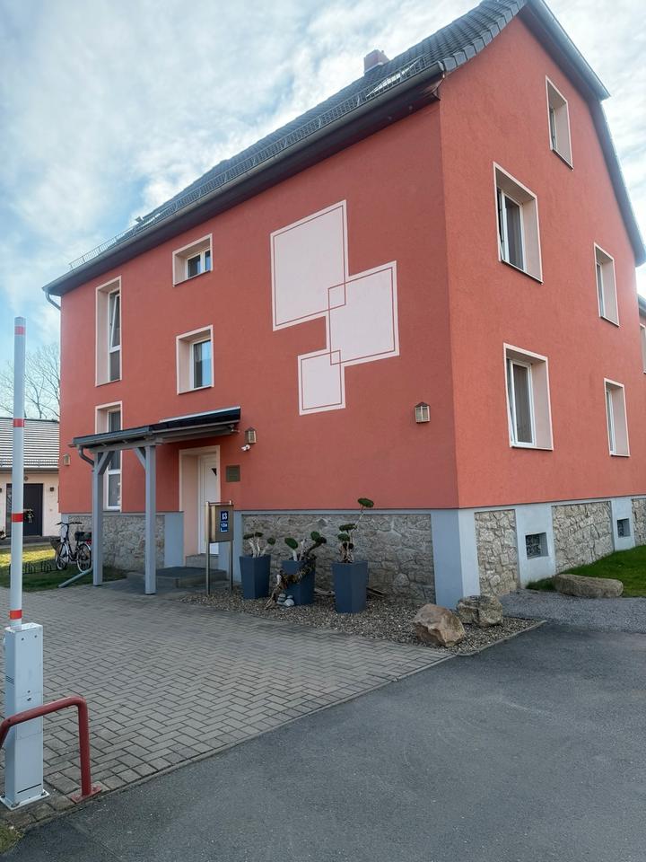 Thumbnail-1. Raum Wohnung