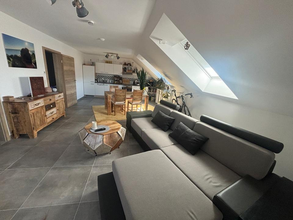 Thumbnail-50m2 Dachgeschosswohnung zu Vermieten.