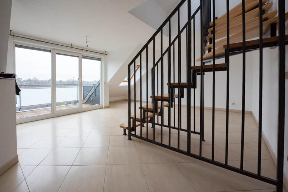 Thumbnail-Wohnen auf zwei Ebenen: Gemütliche Maisonette mit Balkon und Ausblick