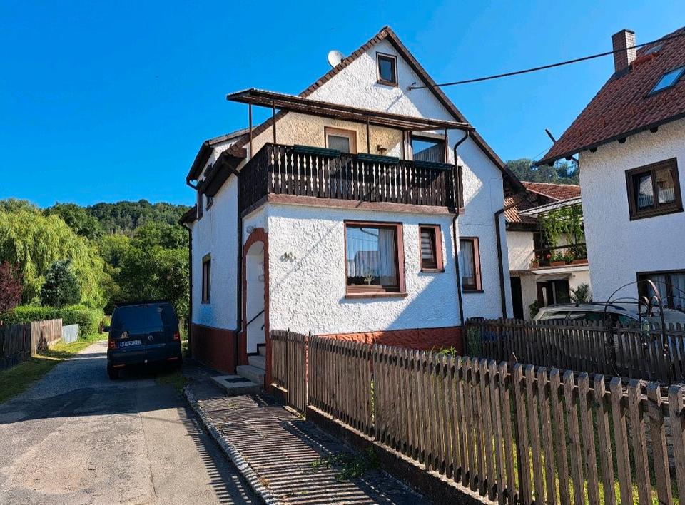 Thumbnail-Einfamilienhaus mit NebengebäudeGarage