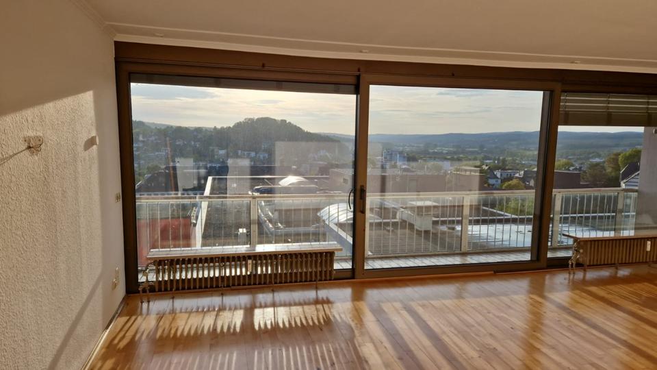 Thumbnail-70m² helle 2-Zi.Whg. mit Balkon in Toplage, Einbauküche, Keller